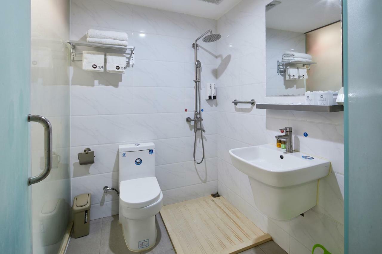Insail Hotels Airport Road Kanton Exterior foto